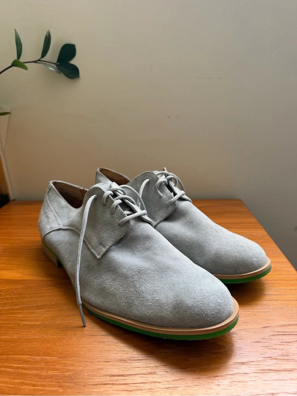 JD Fisk 11027 Men’s Light Gray Suede Shoes – Vibrant Green Sole - Size 12
